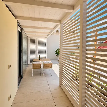 شقة Terrazza Petruzzelli باري